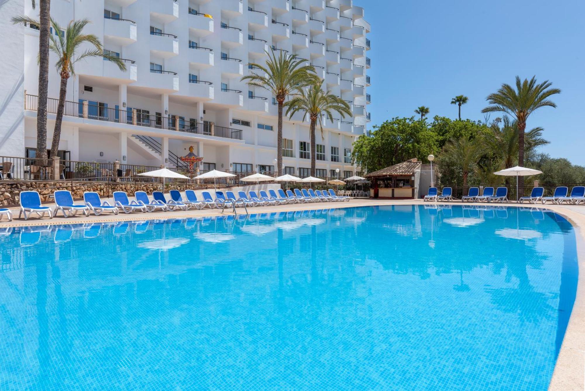 Hsm Canarios Park Calas de Mallorca Bagian luar foto