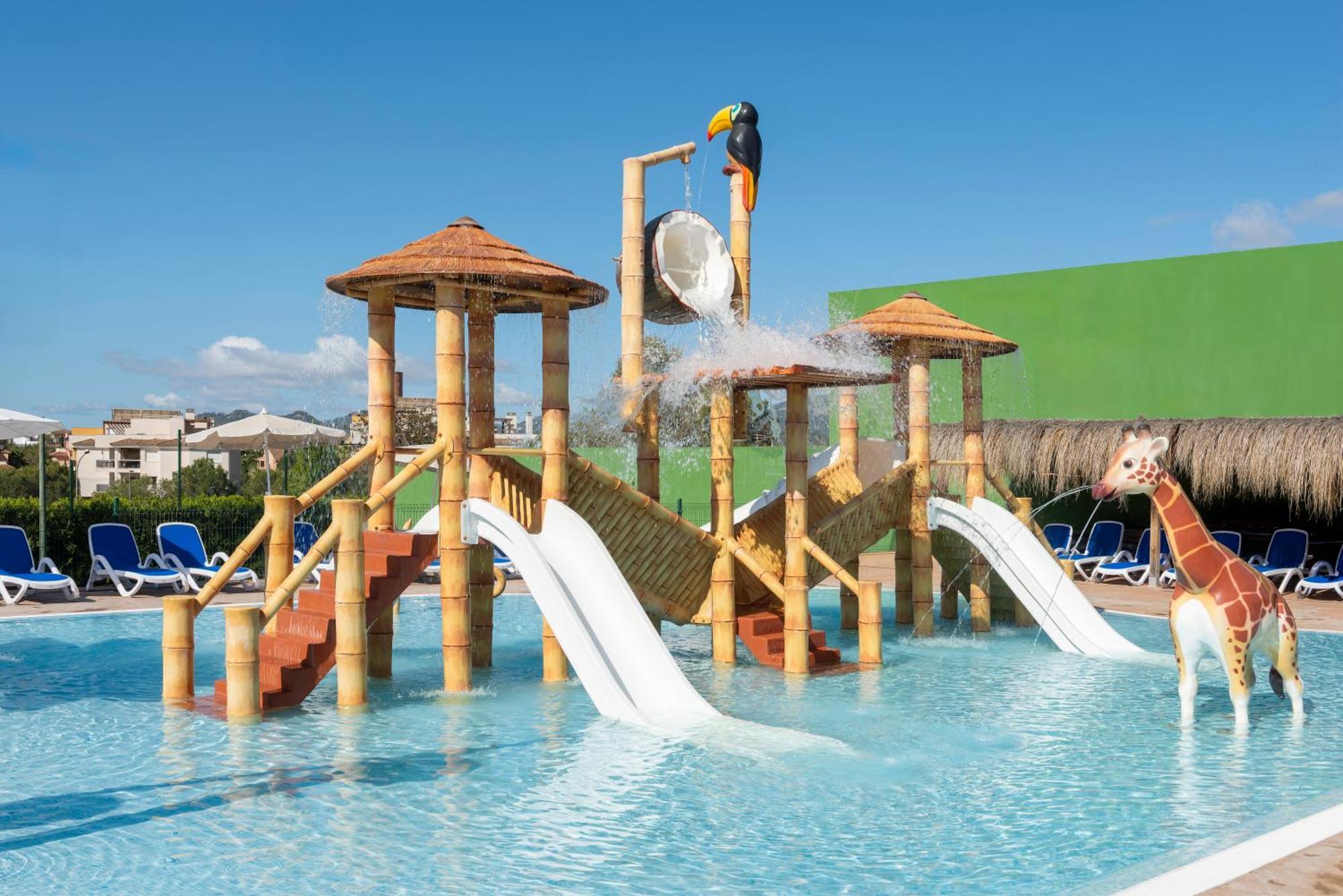 Hsm Canarios Park Calas de Mallorca Bagian luar foto