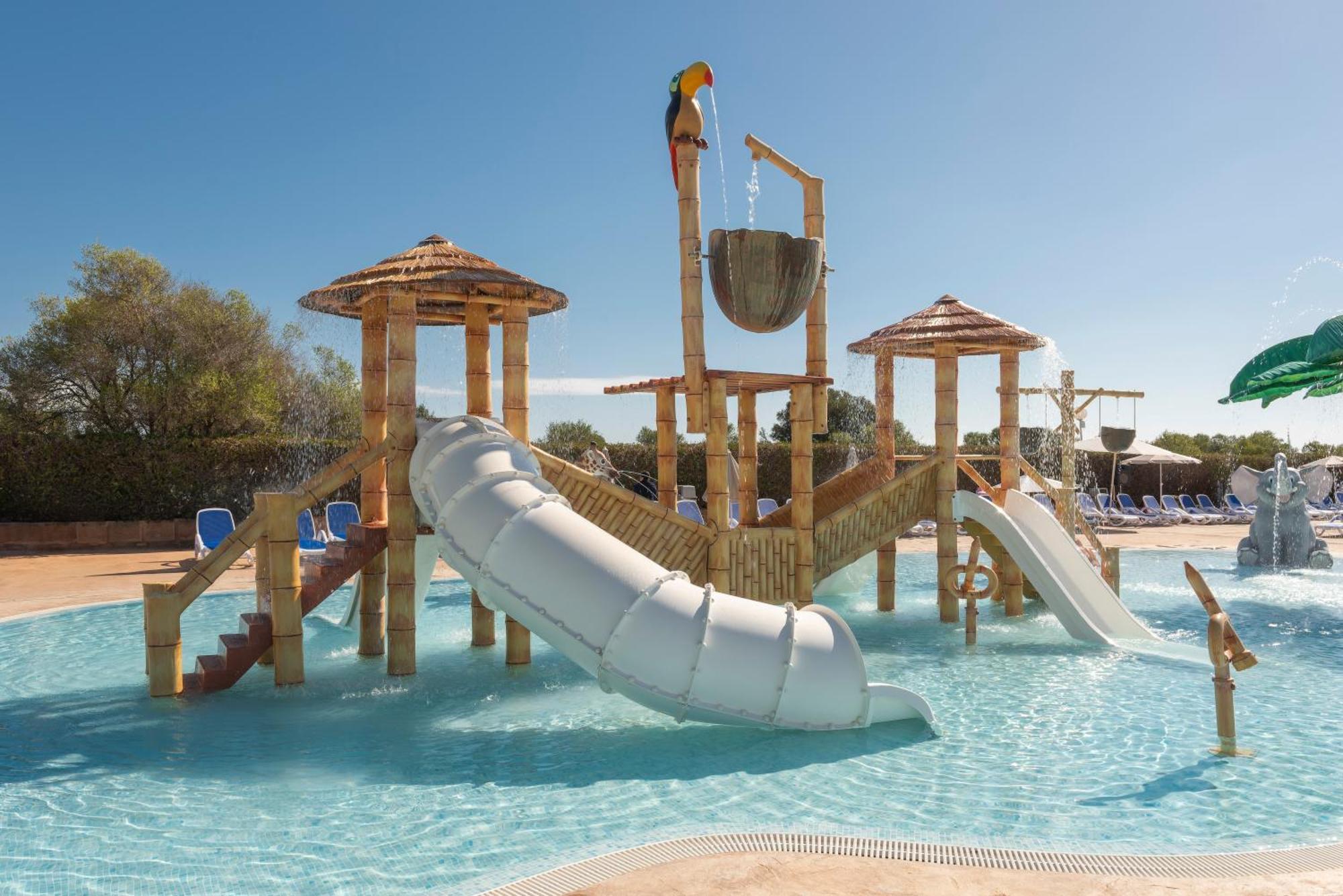Hsm Canarios Park Calas de Mallorca Bagian luar foto