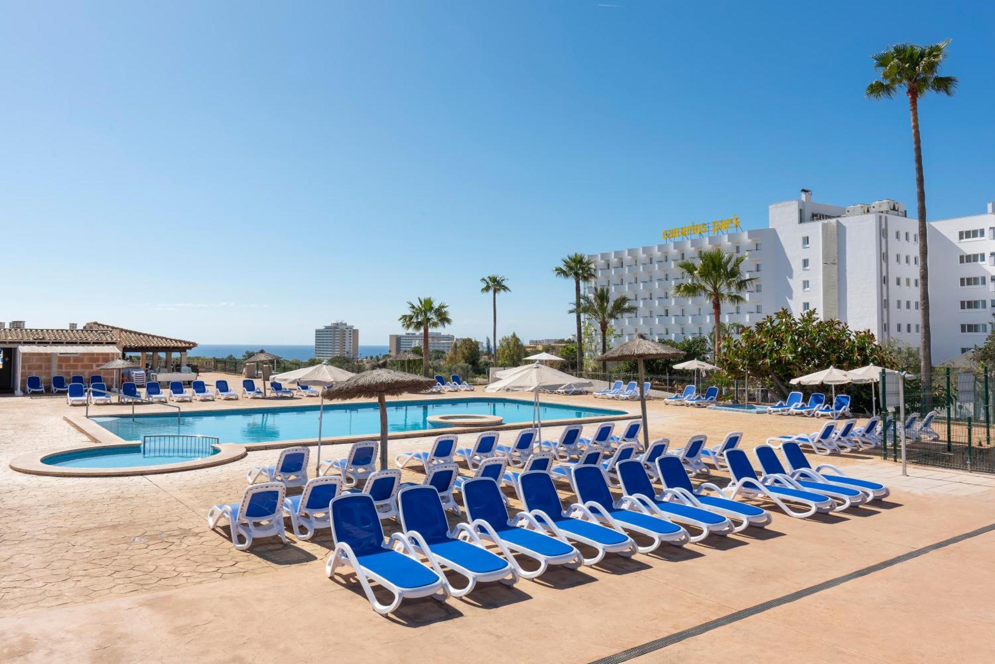 Hsm Canarios Park Calas de Mallorca Bagian luar foto
