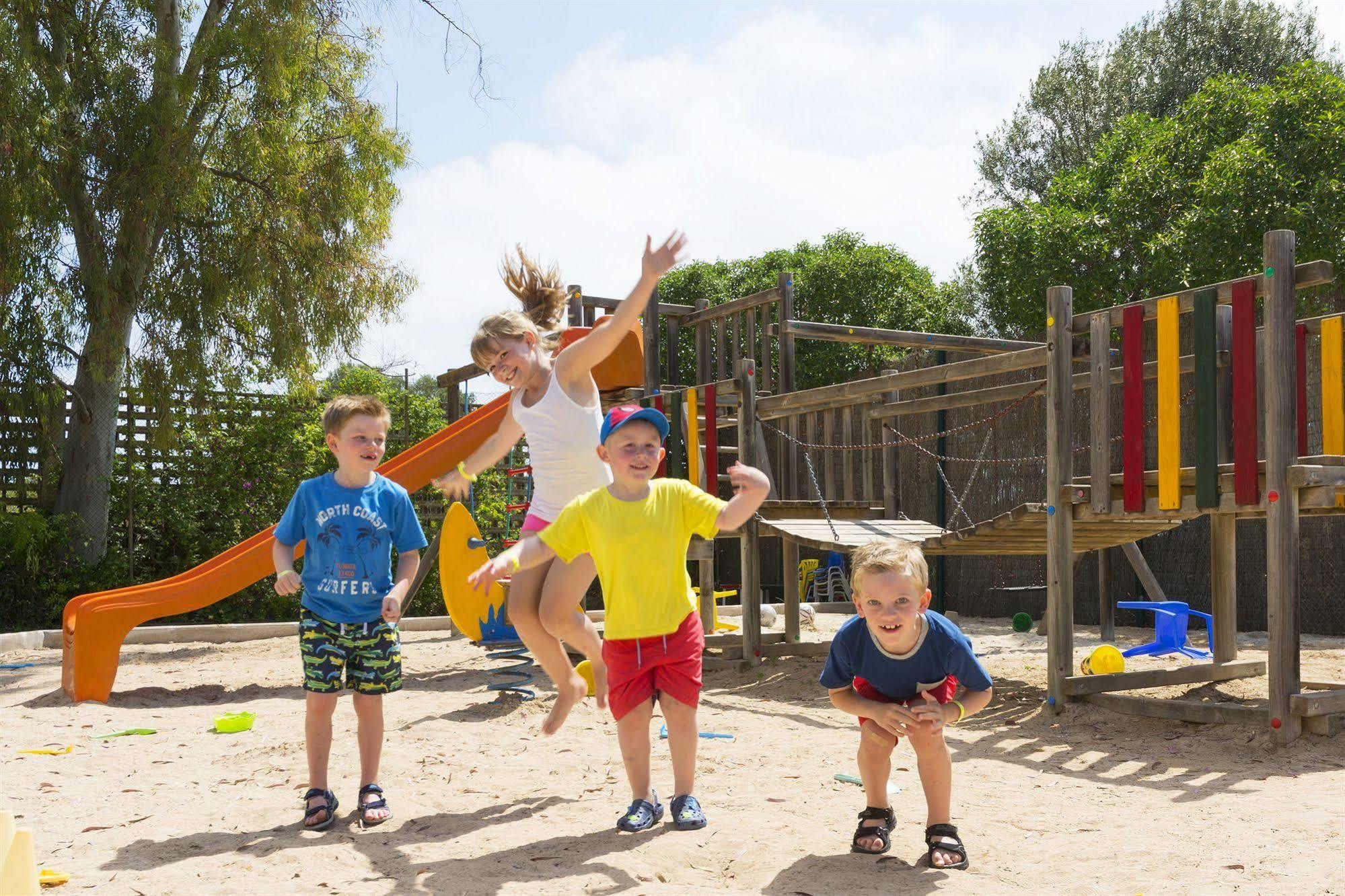 Hsm Canarios Park Calas de Mallorca Bagian luar foto